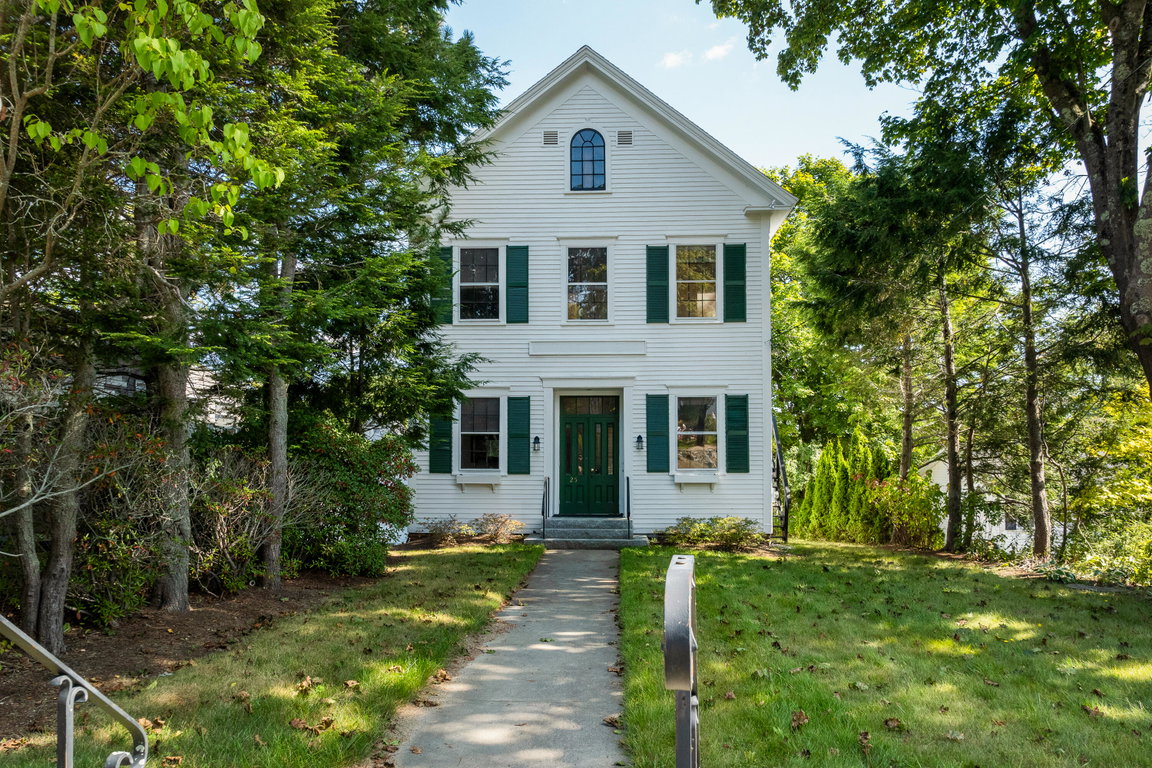 25 Oak Street Boothbay Harbor