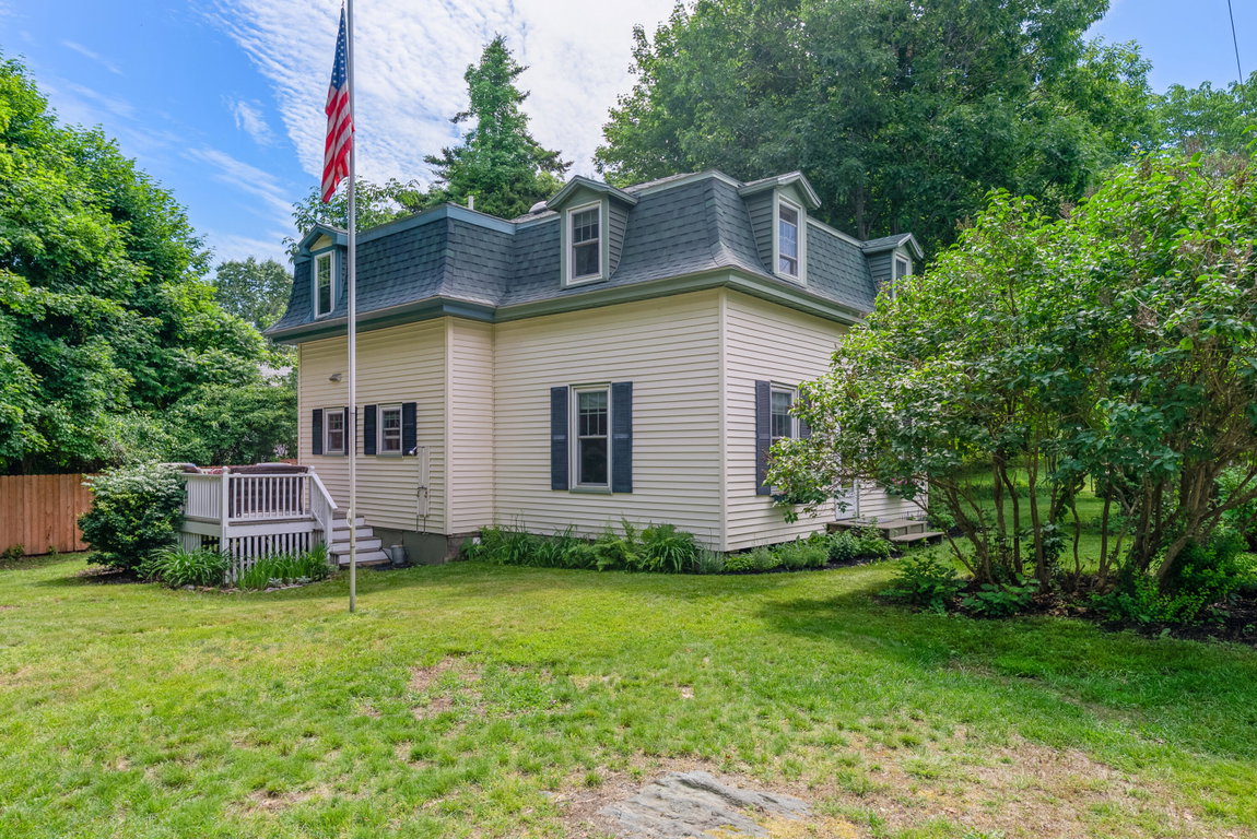 28 Beach Avenue Long Island