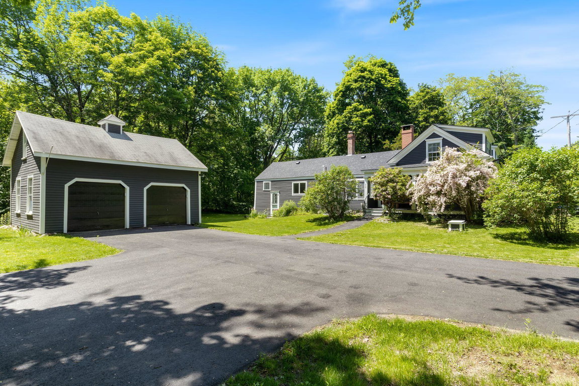 404 Blackstrap Road Falmouth