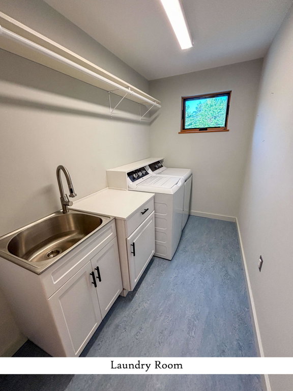 Laundry Room, label
