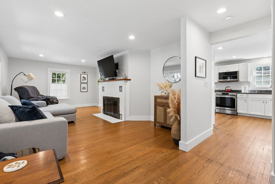61 Pleasant Street Brunswick