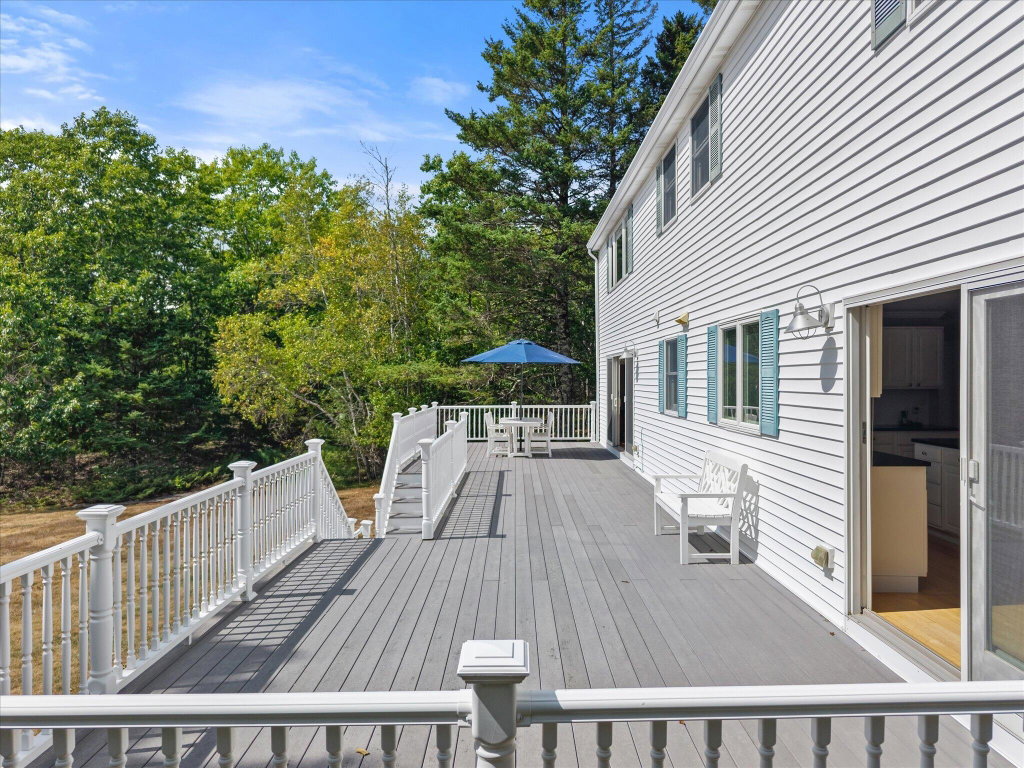 19-Deck