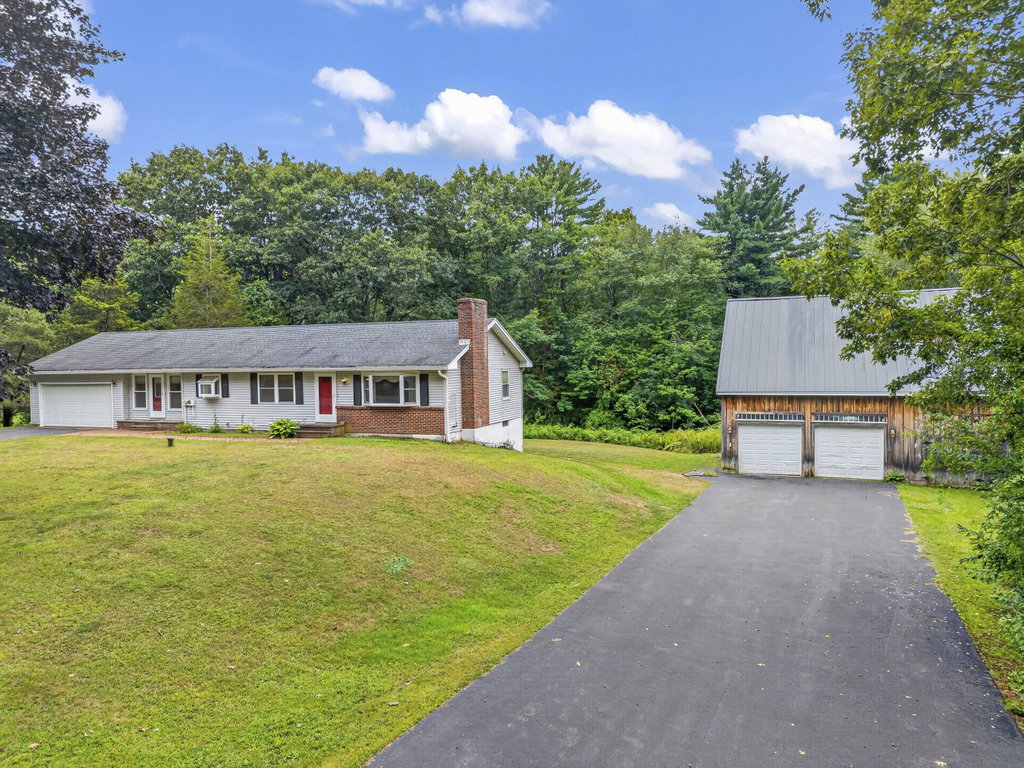 859 Goodwin Road Eliot