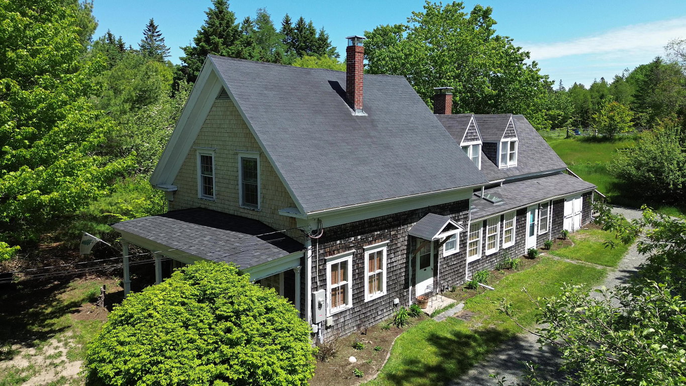 Aerial sideview