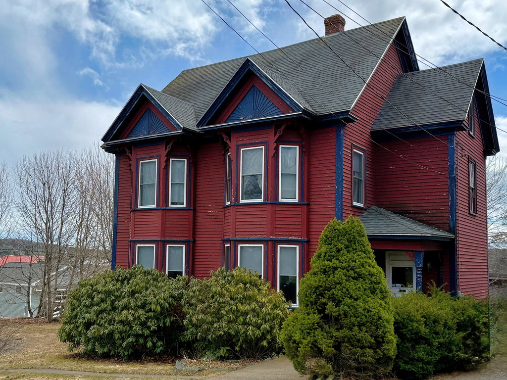 16 School Street Lubec