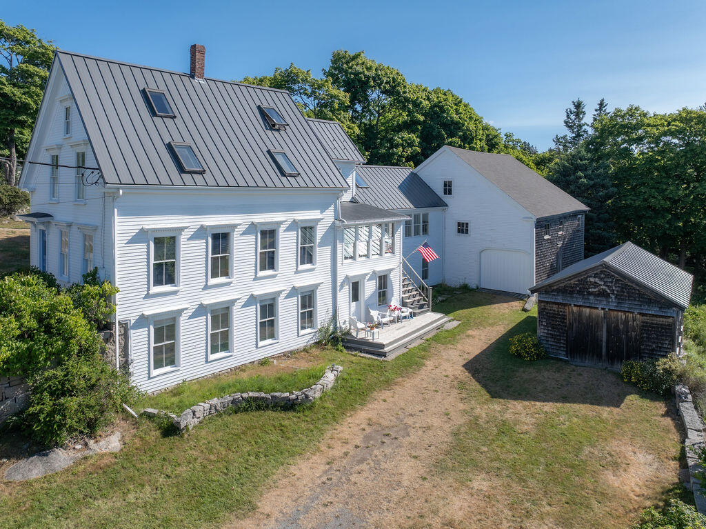 13 School Street Stonington