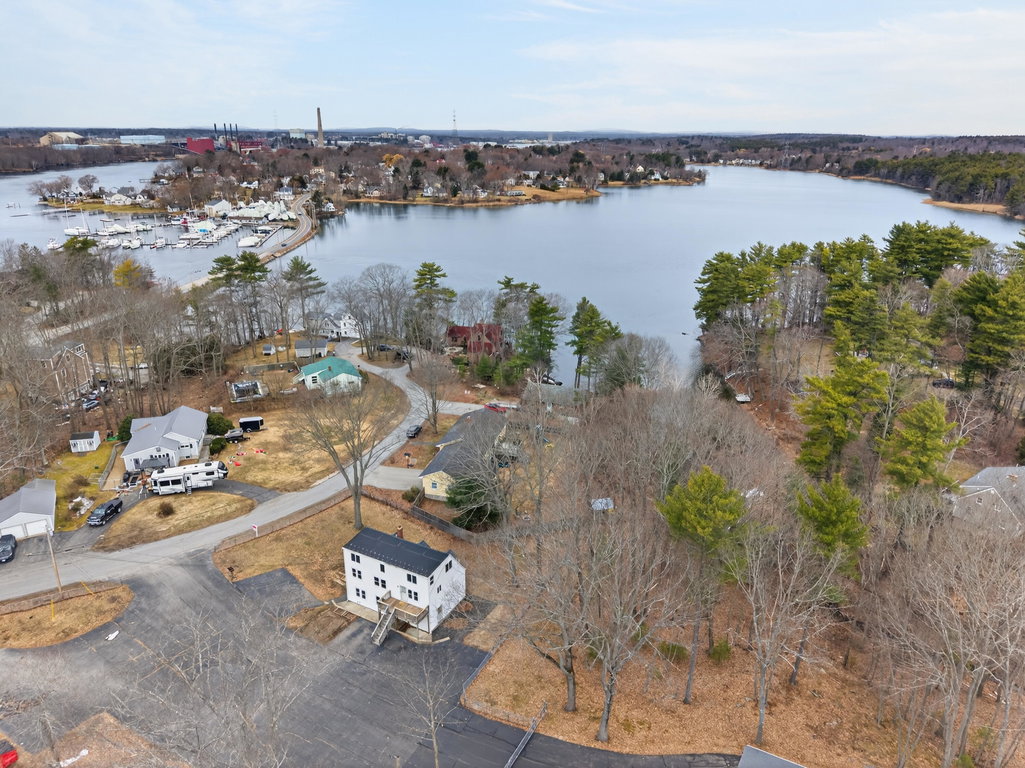8-10 Bayview Lane Kittery