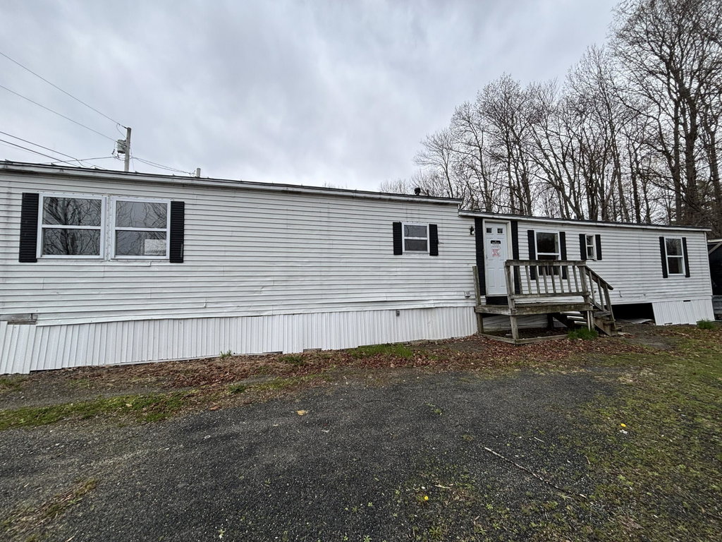 17 Highland Avenue Anson