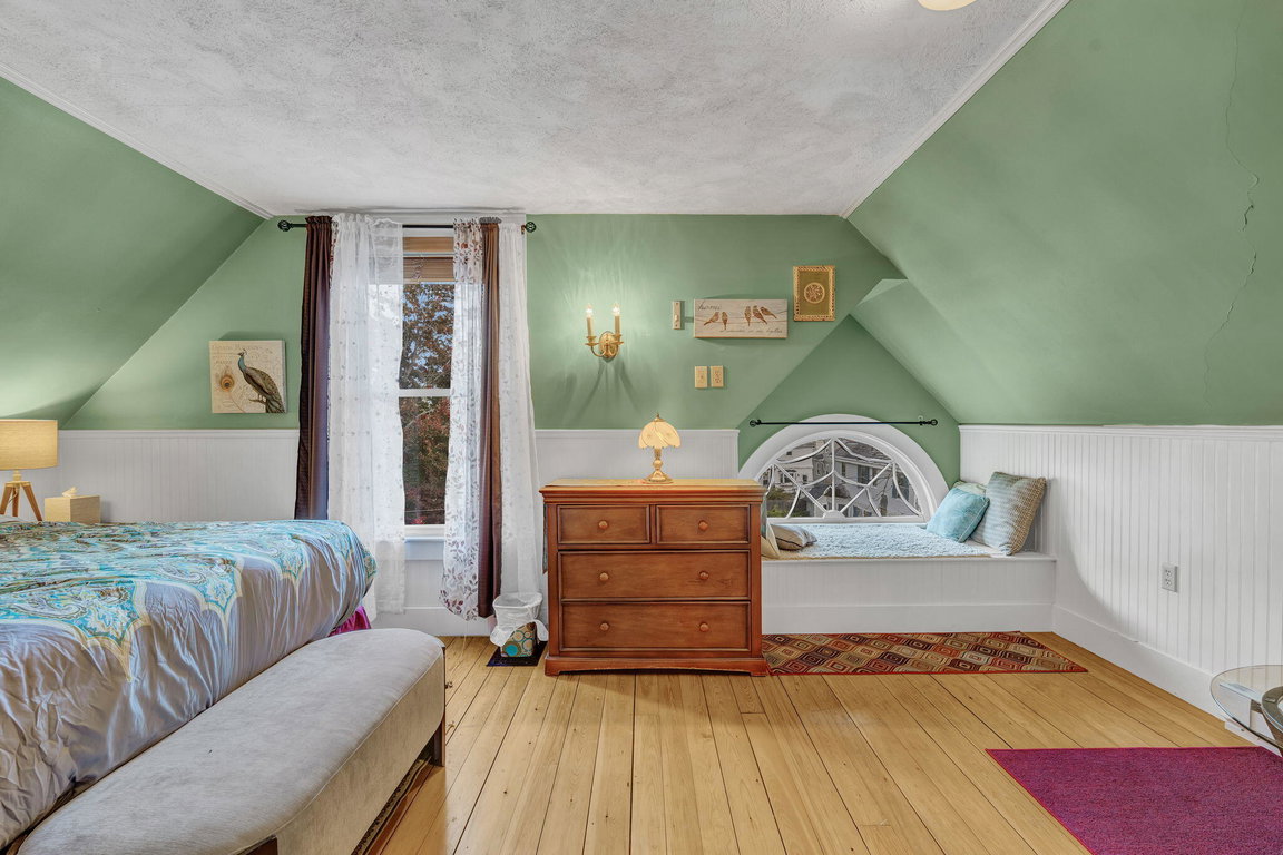 49-web-or-mls-11-high-st