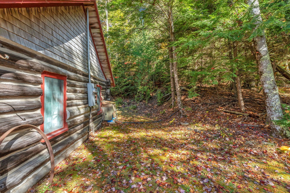 35-web-or-mls-25-dickens-farm-rd