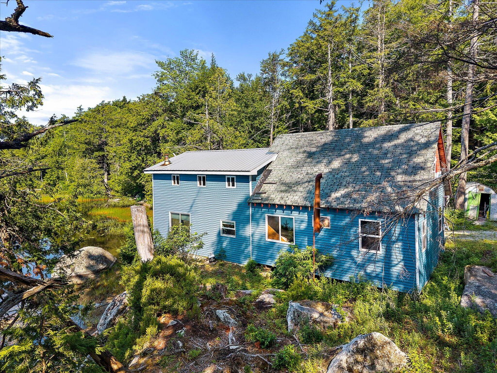 187 East Hopkins Pond Rd