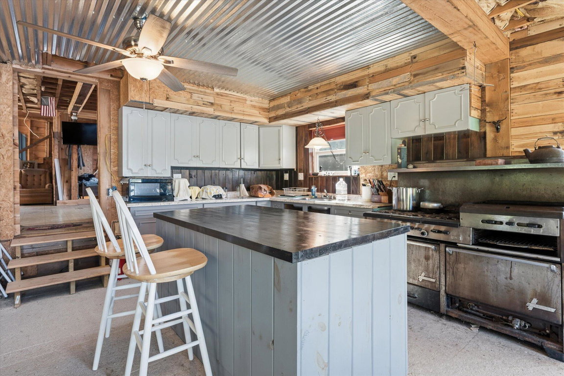 187 East Hopkins Pond Rd