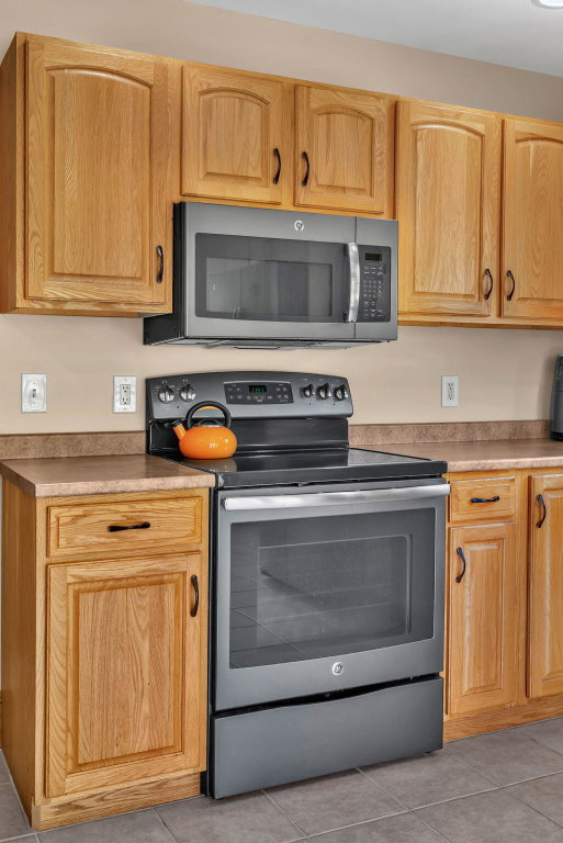 21-web-or-mls-167-twin-hill-rd
