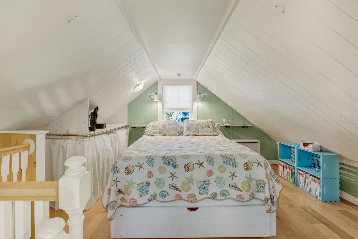 2-web-or-mls-45-cromwell-harbor-rd