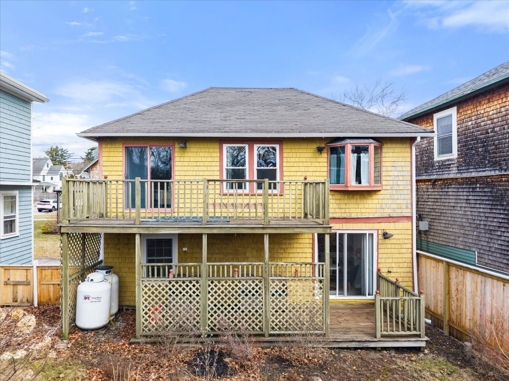 02-78 Ledgelawn Ave