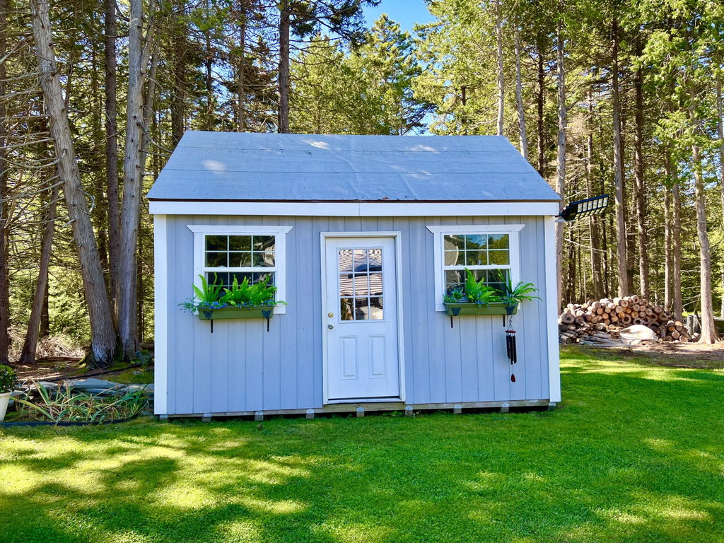 Shed