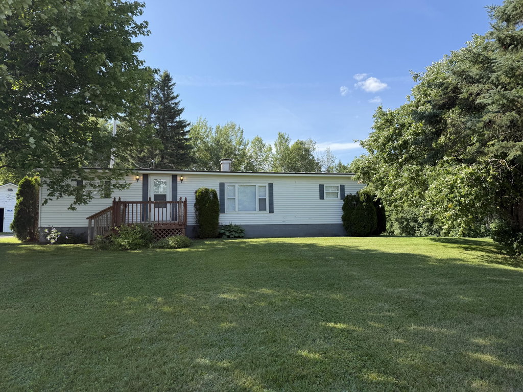 1643 Bangor Road Linneus