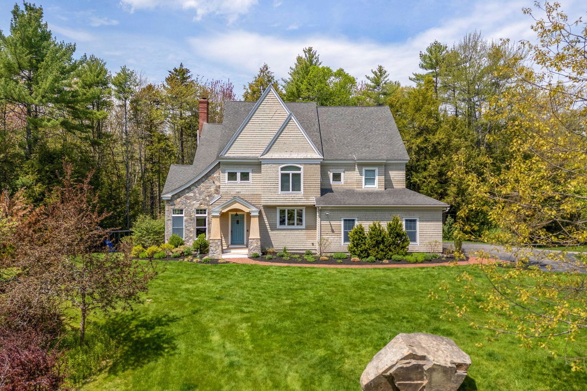 2 Tiger Lily Lane Cape Elizabeth