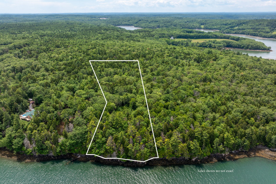 205 Steves Road Boothbay