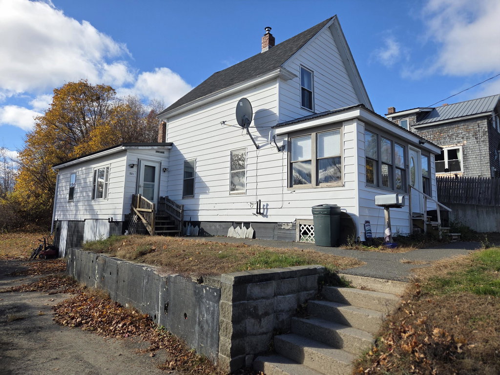 72 East Terrace Millinocket