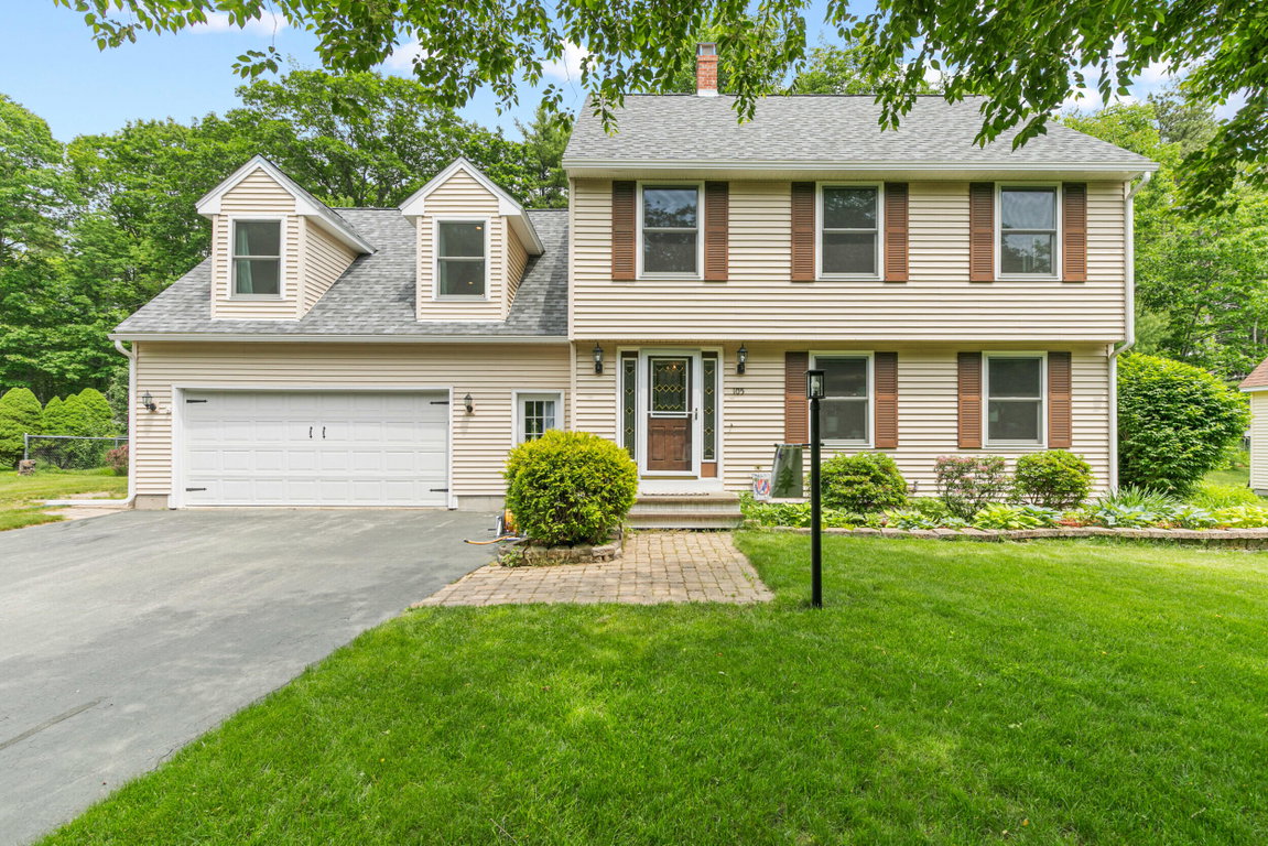 105 Gateway Commons Drive Gorham
