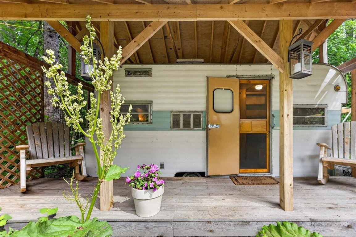 57 Ellsworth Rd. Blue Hill