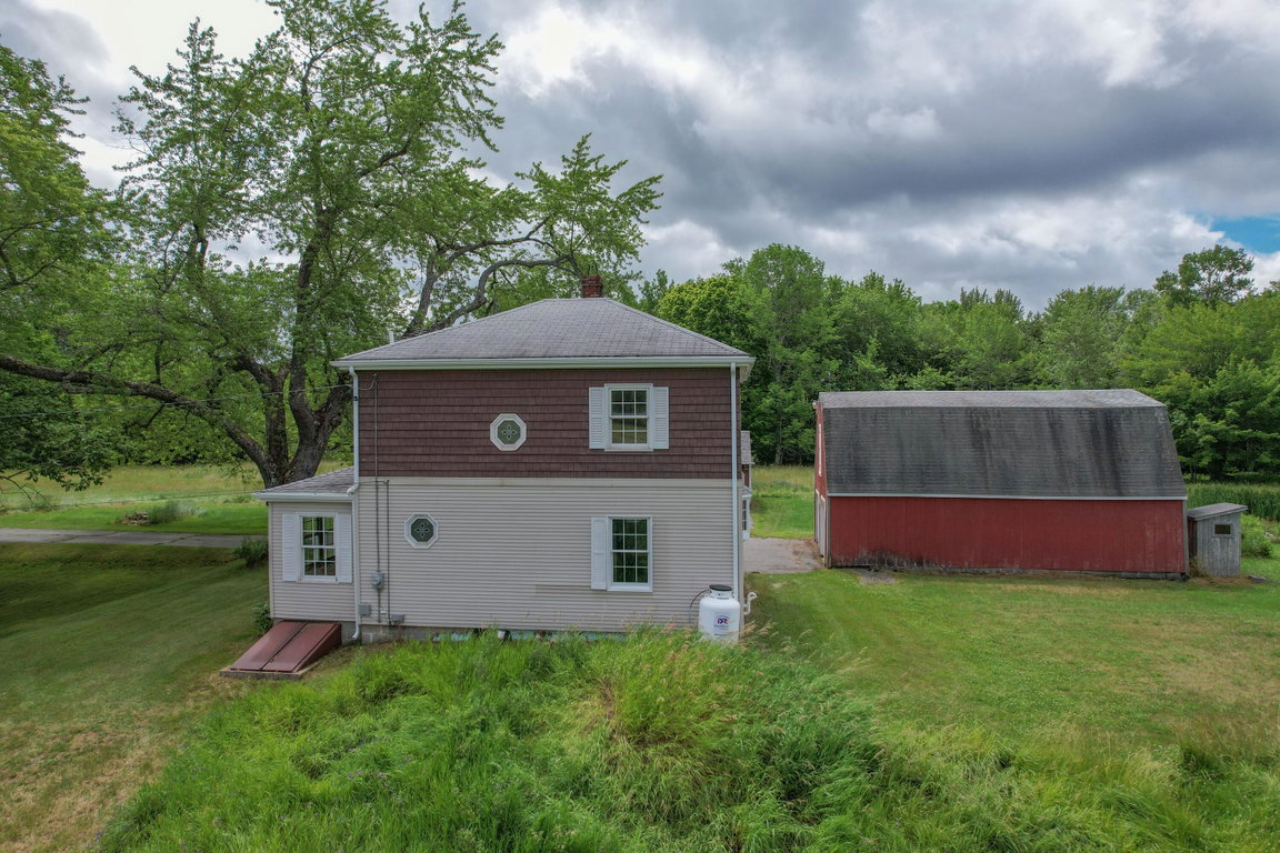 455 Bayside Road