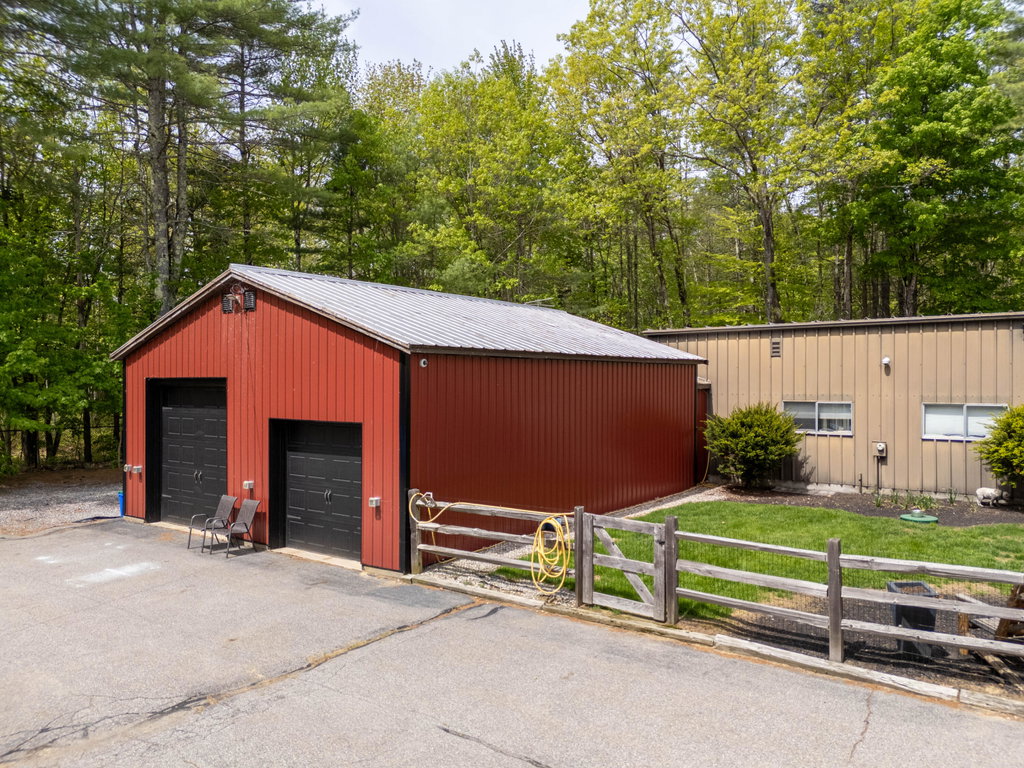 786 Howes Corner Road Turner