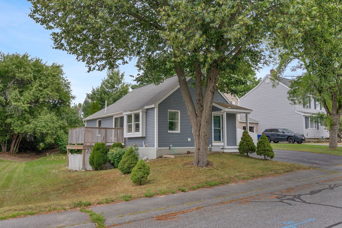 5 Summit Circle Westbrook