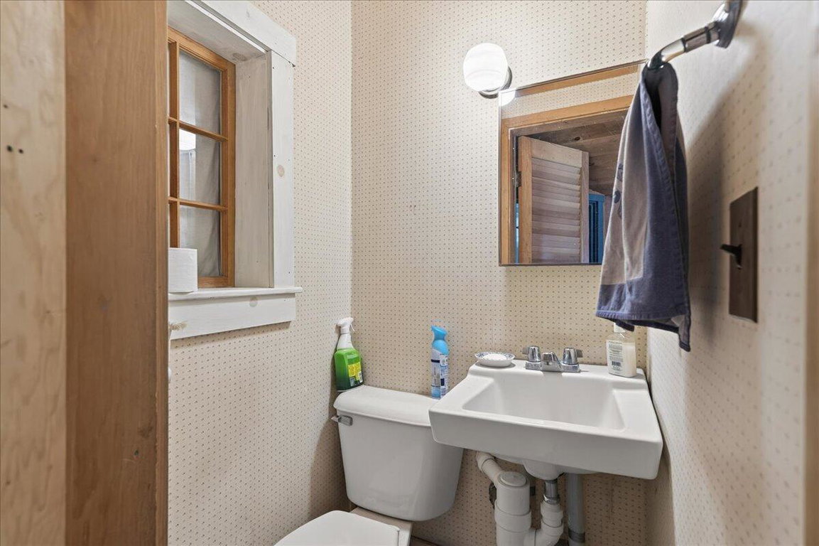 12-521 Morgan Bay Rd-38