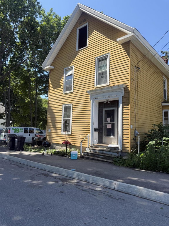 18 Prentiss Street Bangor