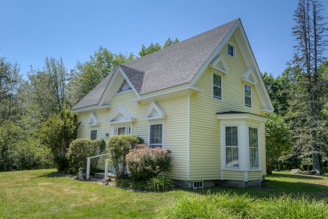 1 A 553 N. Deer Isle Road
