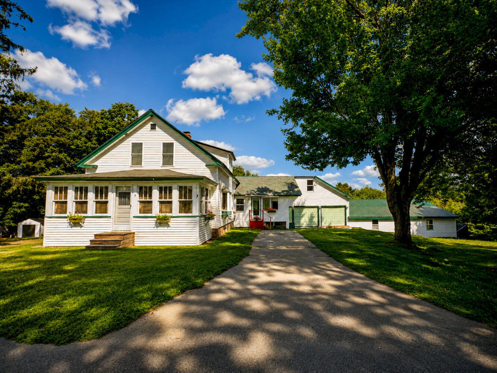 8 School Street Anson