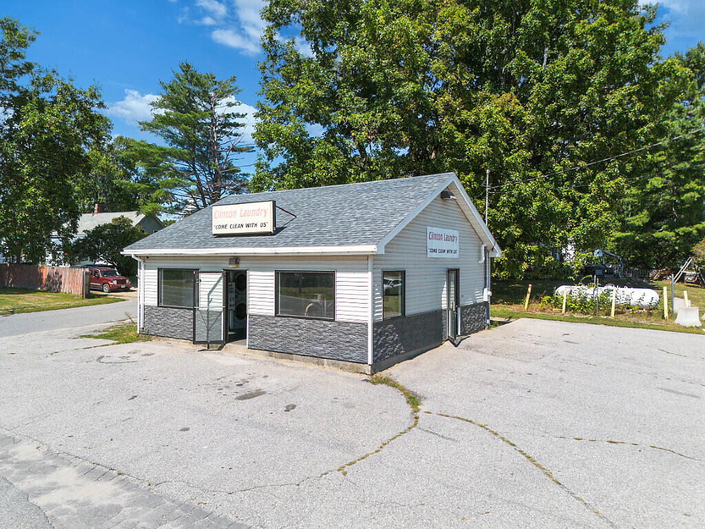 1198 Main Street Clinton