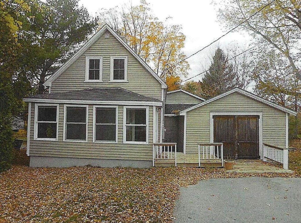 325 River Road Orrington