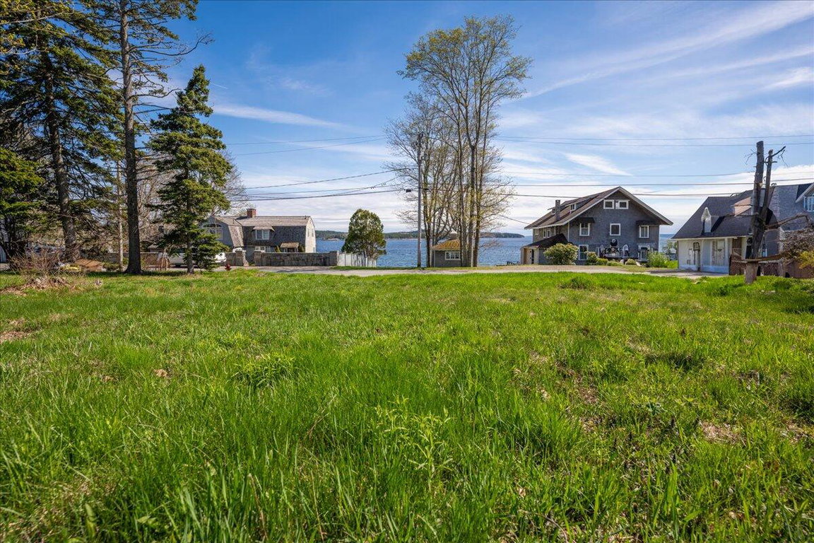 M17 L15 Perkins Street Castine
