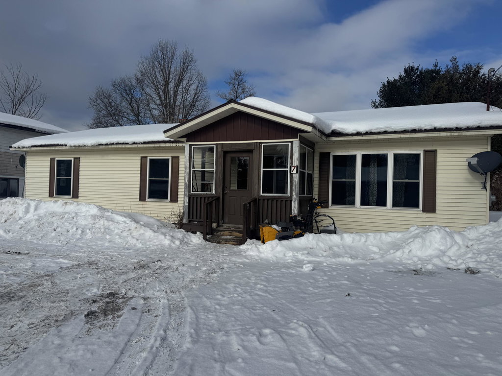 7 Mcmanus Street Washburn