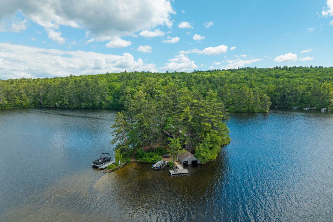 1 Custom House Island Newfield