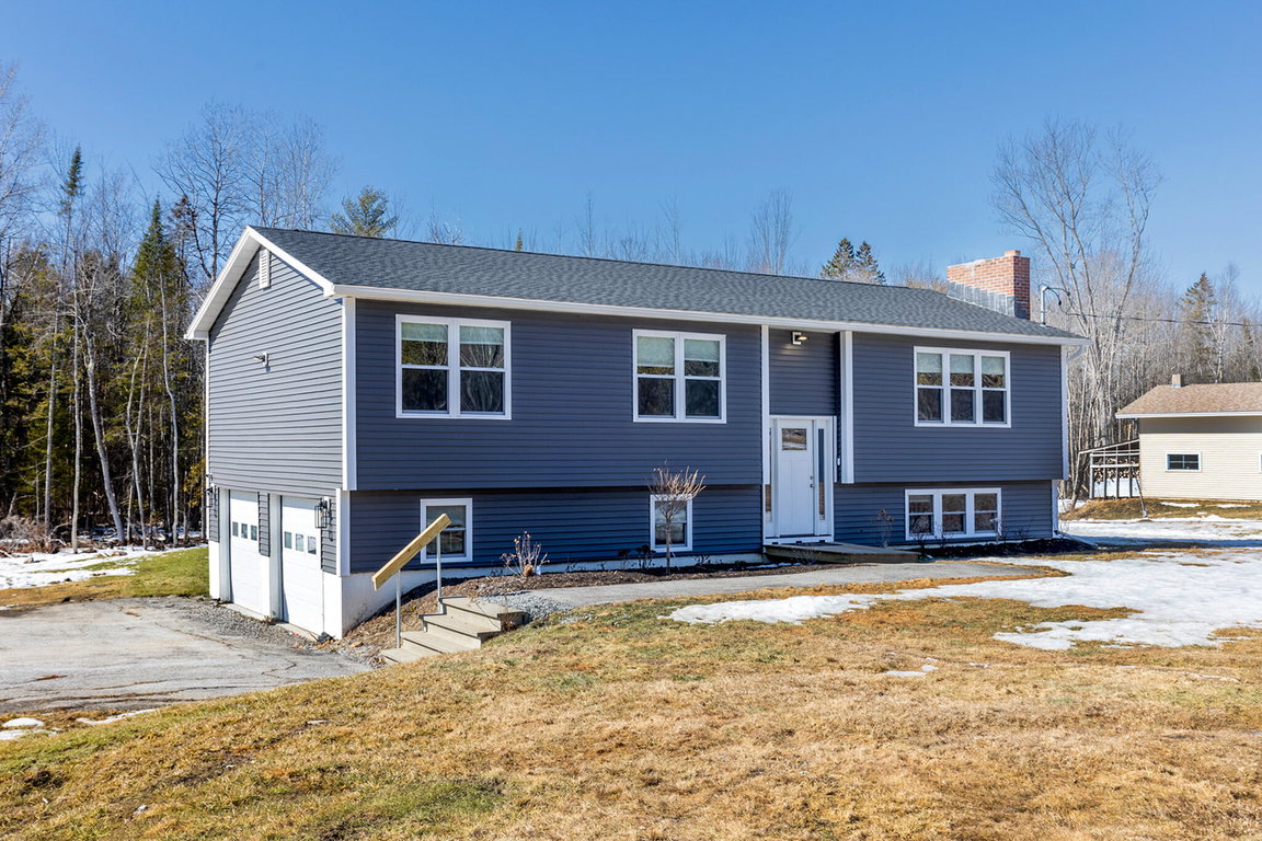 56 Wendy Acres Drive Hermon