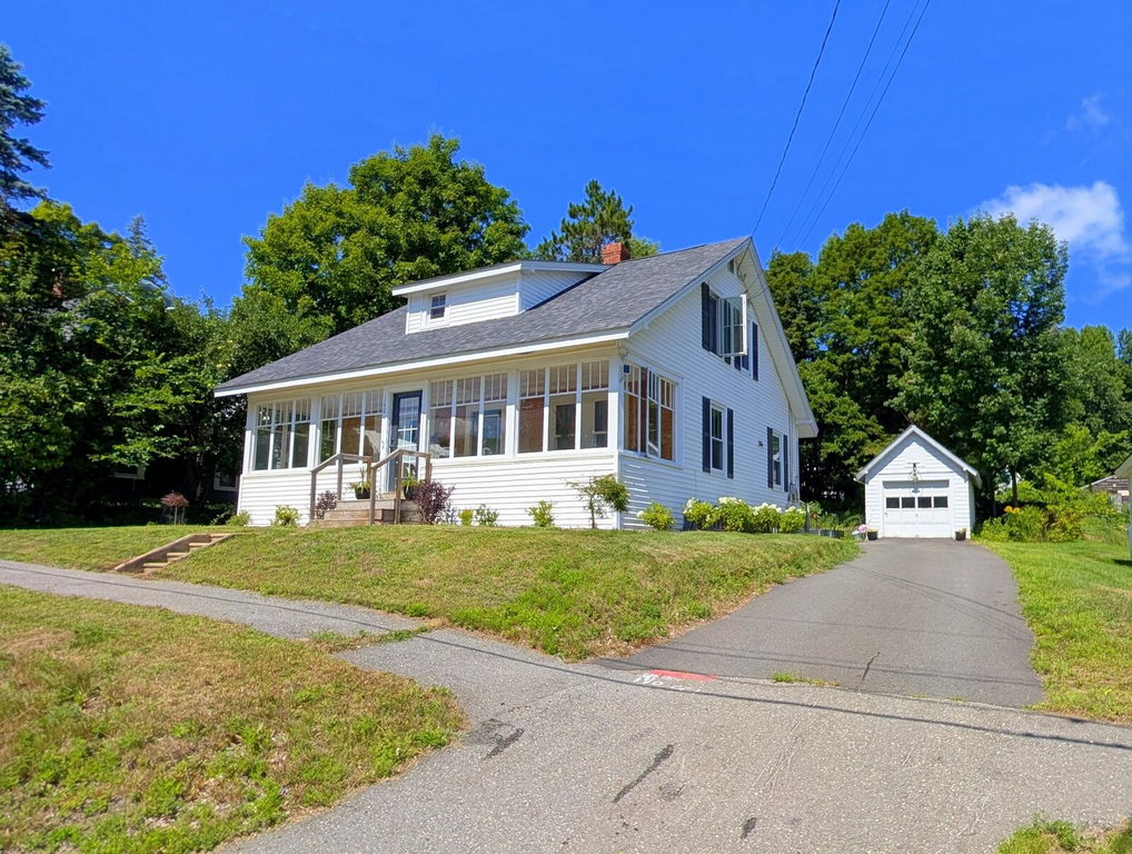 160 Perham Street Farmington