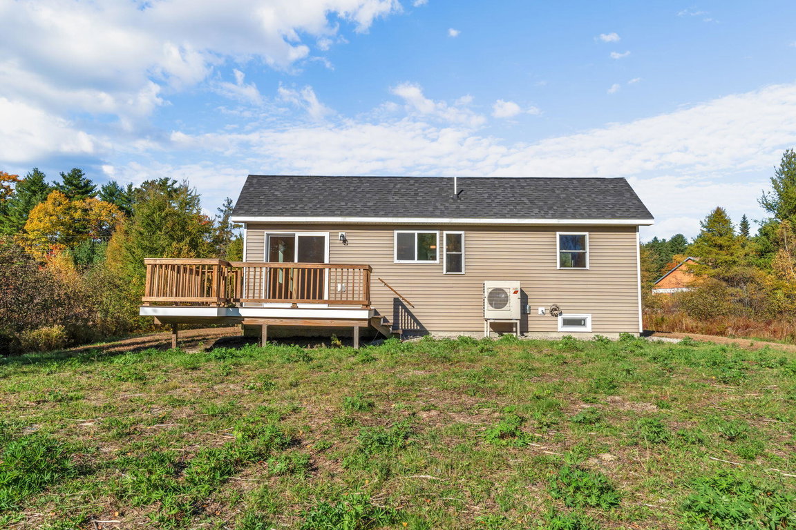 32-web-or-mls-1212-eastbrook-rd