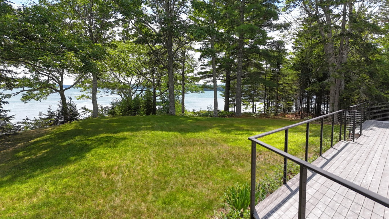 railing view