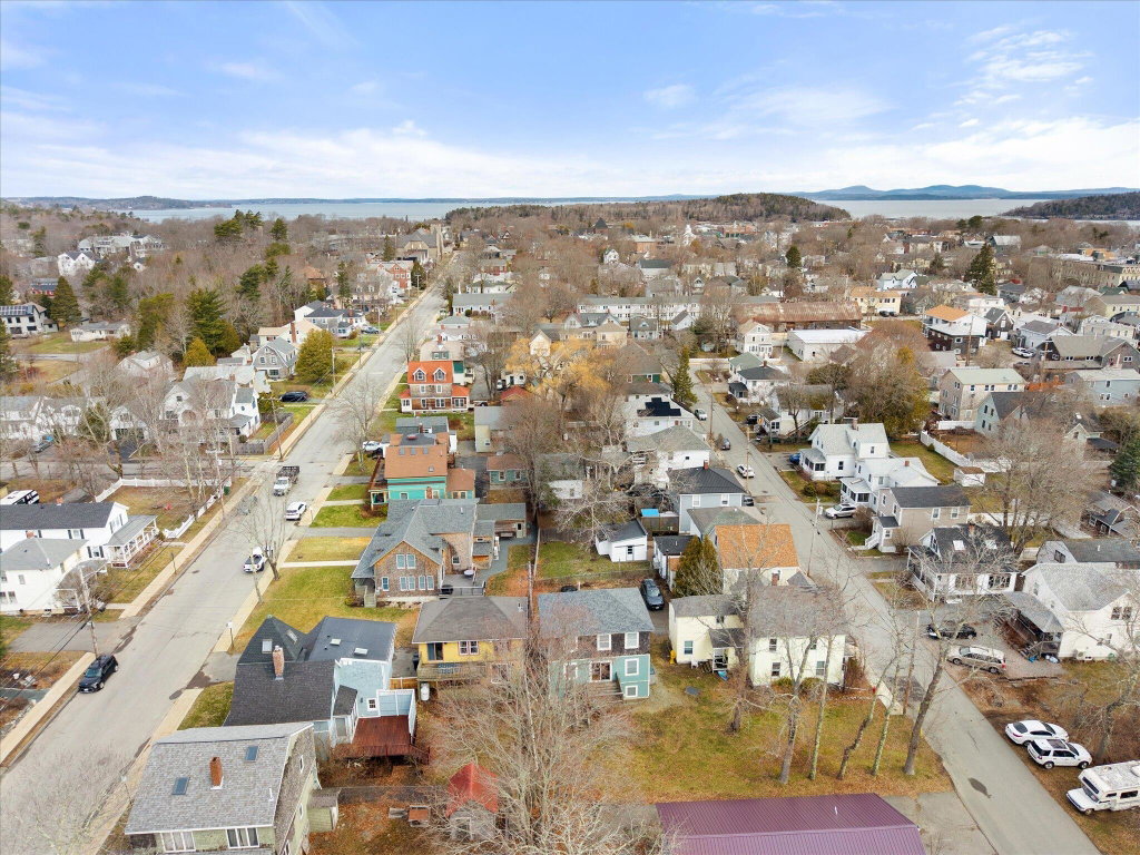 13-78 Ledgelawn Ave