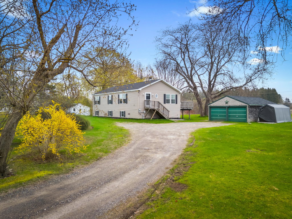 98 New County Road Rockland