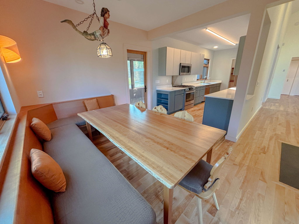 Dining Room (5)