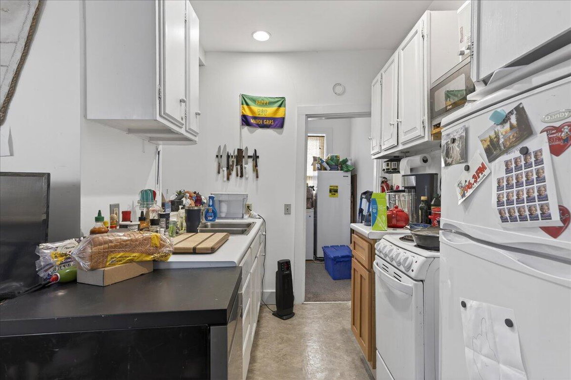 40-15 Main St.-Apt