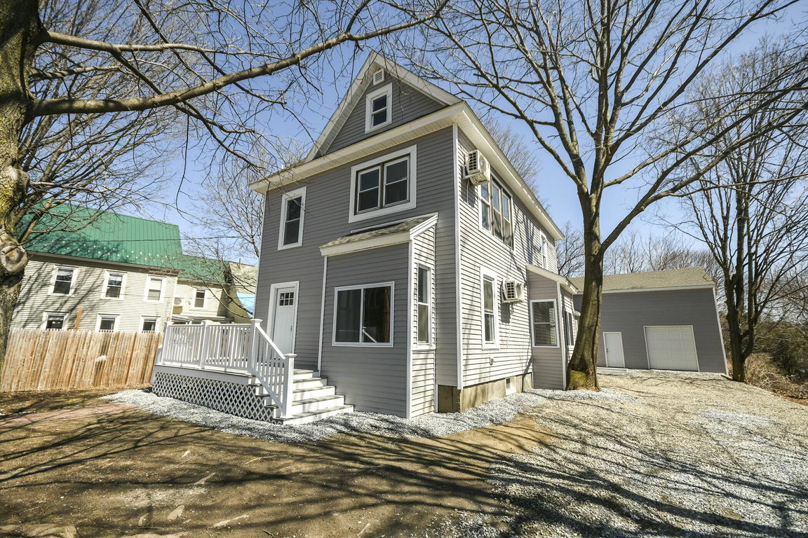 27 Church Street Livermore Falls