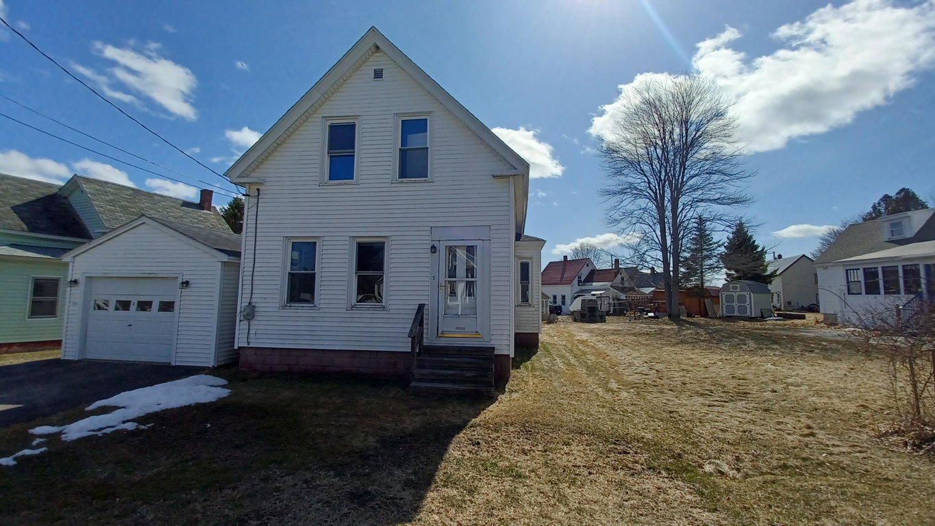 3 Pleasant Street Fairfield
