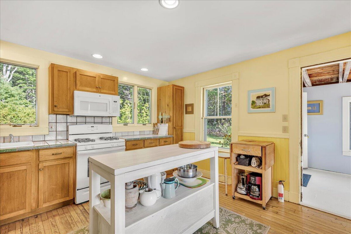39-31 Ferry Rd (39 of 41)
