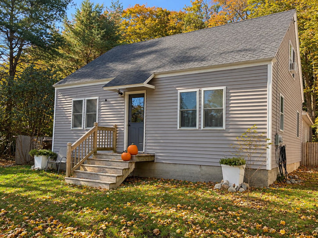 Cozy Autumn Cottage Exterior